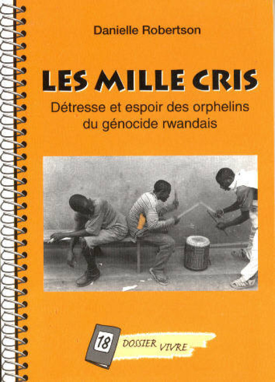 Les mille cris  (1 ex) - Danielle Robertson